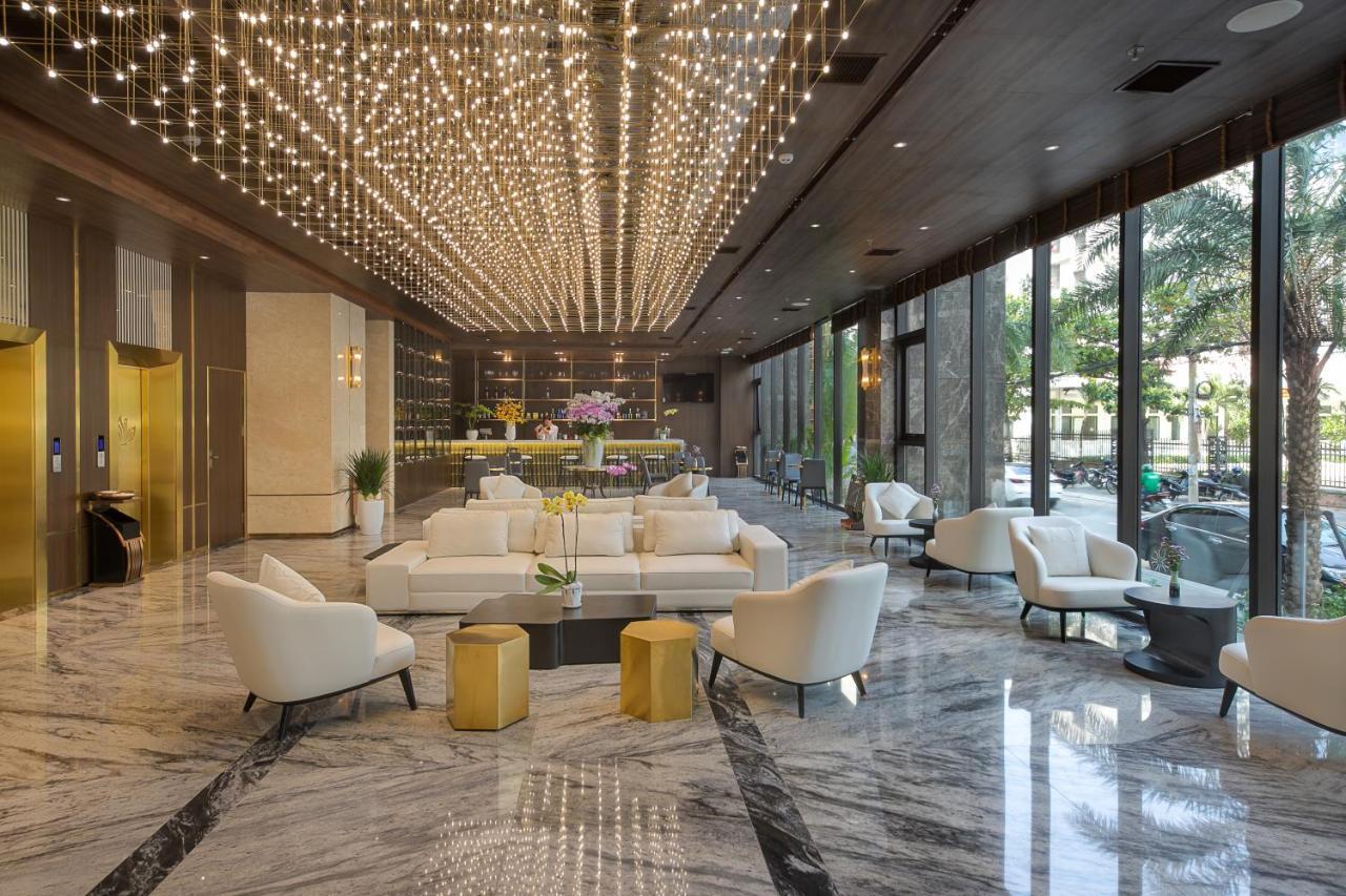 Golden Lotus Grand Da Nang - Panoramic Rooftop Bar & Daily Afternoon Tea Exterior photo
