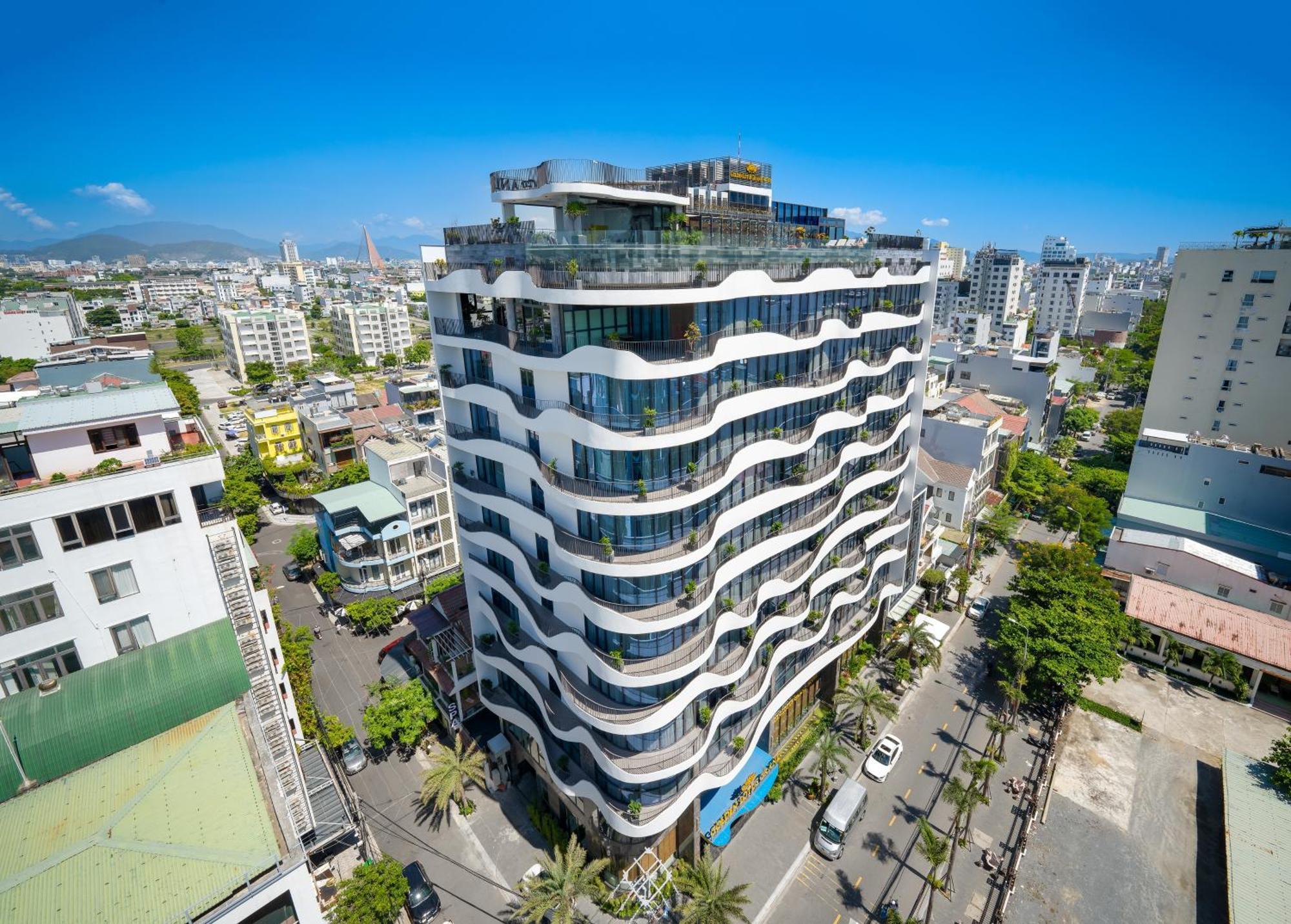 Golden Lotus Grand Da Nang - Panoramic Rooftop Bar & Daily Afternoon Tea Exterior photo
