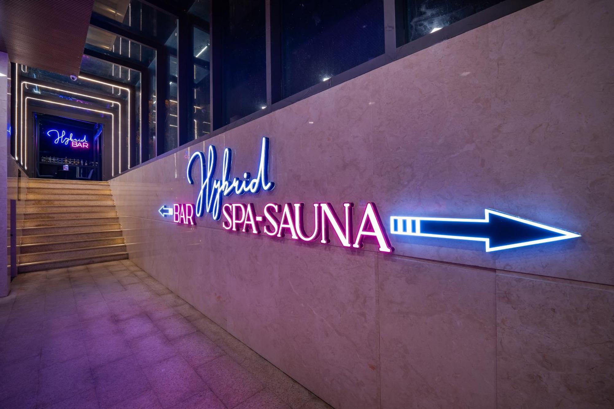Golden Lotus Grand Da Nang - Panoramic Rooftop Bar & Daily Afternoon Tea Exterior photo