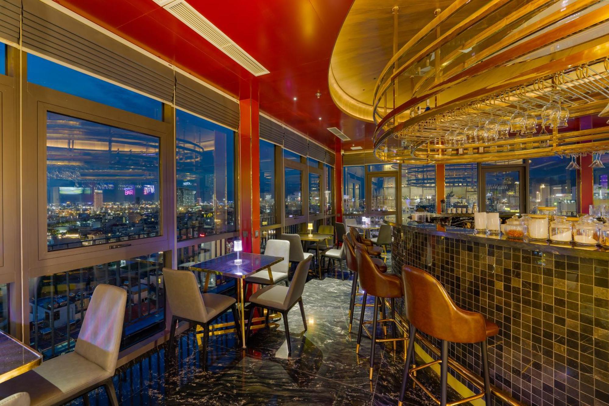 Golden Lotus Grand Da Nang - Panoramic Rooftop Bar & Daily Afternoon Tea Exterior photo