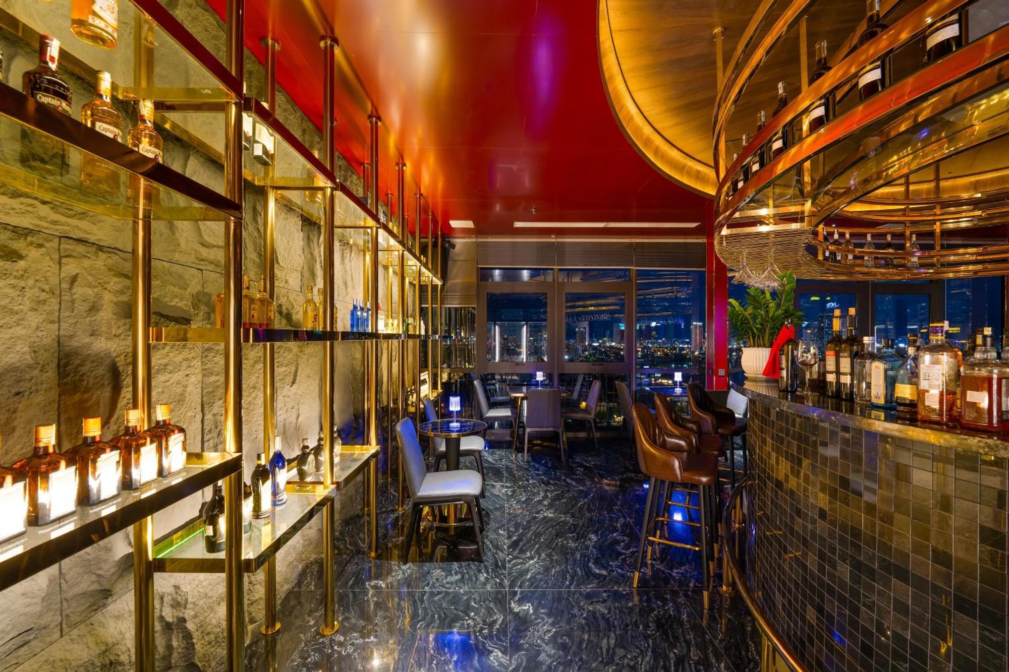 Golden Lotus Grand Da Nang - Panoramic Rooftop Bar & Daily Afternoon Tea Exterior photo